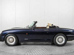 Immagine 8/50 di MG RV8 (1991)