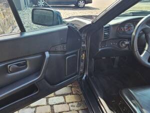 Bild 15/27 von Porsche 944 Turbo (1991)
