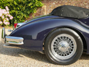 Image 40/50 de Jaguar XK 140 DHC (1954)