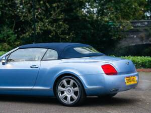 Bild 38/50 von Bentley Continental GTC (2007)