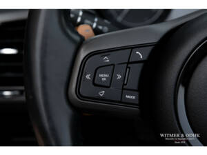 Image 13/38 of Jaguar F-Type S (2014)