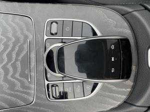 Image 20/38 of Mercedes-Benz CLS 300 d (2020)