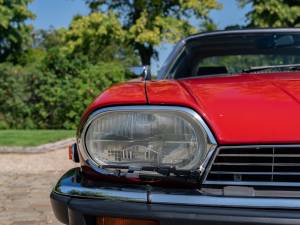 Image 9/35 of Jaguar XJ-SC 5.3 (1987)