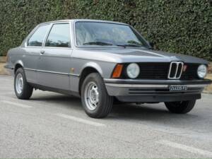 Immagine 1/22 di BMW 316 (1981)