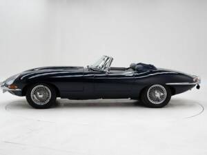 Image 8/15 de Jaguar Type E 4.2 (1966)