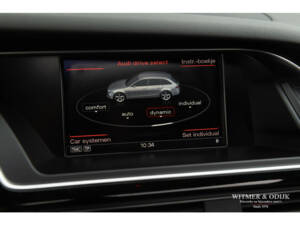 Image 24/32 of Audi RS4 Avant (2014)