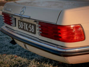 Imagen 3/7 de Mercedes-Benz 280 SLC (1975)