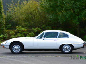 Imagen 2/50 de Jaguar E-Type V12 (2+2) (1971)