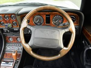 Image 42/50 of Bentley Azure (1999)