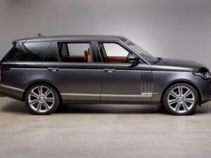 Image 7/34 of Land Rover Range Rover V8 SV Autobiography (2015)