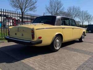 Image 7/8 of Rolls-Royce Silver Wraith II (1977)