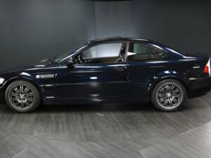 Image 8/30 of BMW M3 (2002)