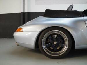 Bild 34/50 von Porsche 911 Carrera (1994)