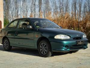 Bild 2/43 von Hyundai Accent 1.3 (1997)