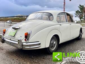Image 8/10 of Jaguar Mk II 3.8 (1967)