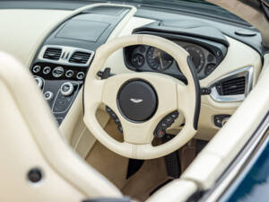 Imagen 43/68 de Aston Martin Vanquish Volante (2014)