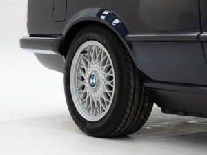 Immagine 15/15 di BMW 325i (1986)