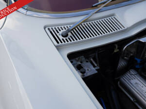 Image 11/50 of Chevrolet Corvette Sting Ray Convertible (1963)