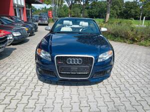 Image 3/19 of Audi RS4 Cabriolet (2008)