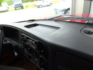 Image 17/20 of Saab 900 Turbo (1989)