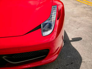 Image 41/50 of Ferrari 458 Italia (2012)