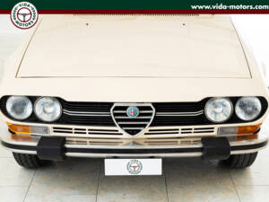 Bild 7/28 von Alfa Romeo Alfetta GTV 2.0 (1978)