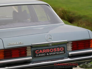 Immagine 32/42 di Mercedes-Benz 280 S (1978)