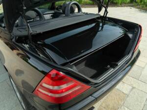 Image 20/50 of Mercedes-Benz SLK 200 Kompressor (1998)