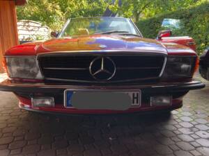 Afbeelding 5/57 van Mercedes-Benz 560 SL (1989)