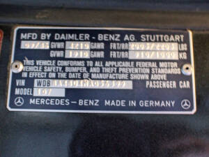 Image 21/23 of Mercedes-Benz 560 SL (1987)