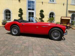 Immagine 4/11 di Austin-Healey 3000 Mk III (BJ8) (1966)