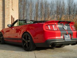 Image 14/50 of Ford Mustang Shelby GT 500 (2011)