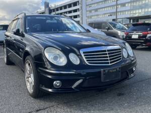 Bild 7/32 von Mercedes-Benz E 63 AMG T (2008)