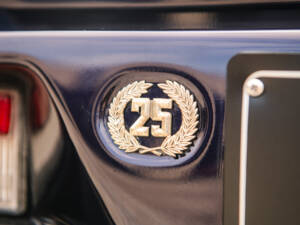 Image 21/39 de Lamborghini Countach 25th Anniversary (1990)