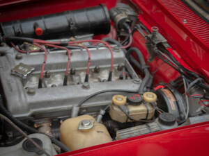 Bild 27/27 von Alfa Romeo 2000 GT Veloce (1971)