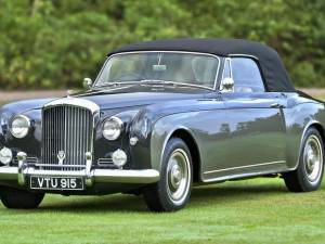 Bild 22/50 von Bentley S 1 Continental Drophead Coupé (1955)