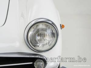 Image 12/15 of Alfa Romeo Giulietta Spider (1962)