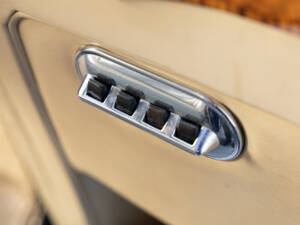 Immagine 24/42 di Bentley S 2 Continental (1961)