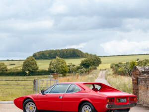 Bild 8/155 von Ferrari Dino 208 GT4 (1974)