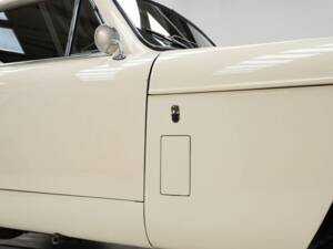 Afbeelding 12/15 van Aston Martin DB 2&#x2F;4 Mk III (1959)