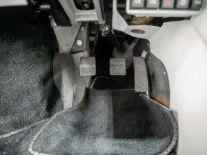 Image 24/50 of Lamborghini Countach LP 5000 S QV (1988)