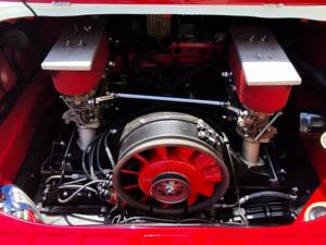 Image 14/31 of Porsche 911 ST 2.2 (1969)