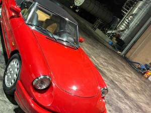 Bild 24/40 von Alfa Romeo 2.0 Spider (1990)