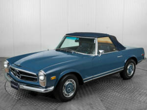 Image 47/50 of Mercedes-Benz 280 SL (1969)