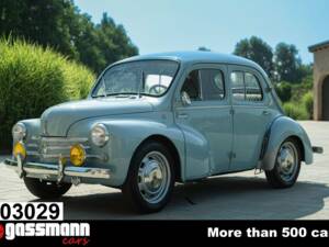 Image 1/15 of Renault 4 CV (1957)