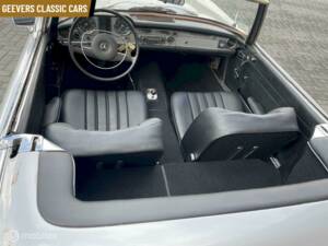 Immagine 6/6 di Mercedes-Benz 280 SL (1968)