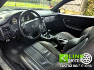 Image 4/10 of Mercedes-Benz SLK 230 Kompressor (1999)