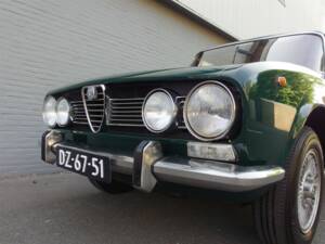 Image 11/99 of Alfa Romeo 1750 Berlina (1970)