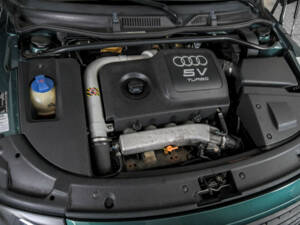 Image 39/50 of Audi TT 1.8 T quattro (2000)