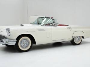Imagen 1/15 de Ford Thunderbird (1956)